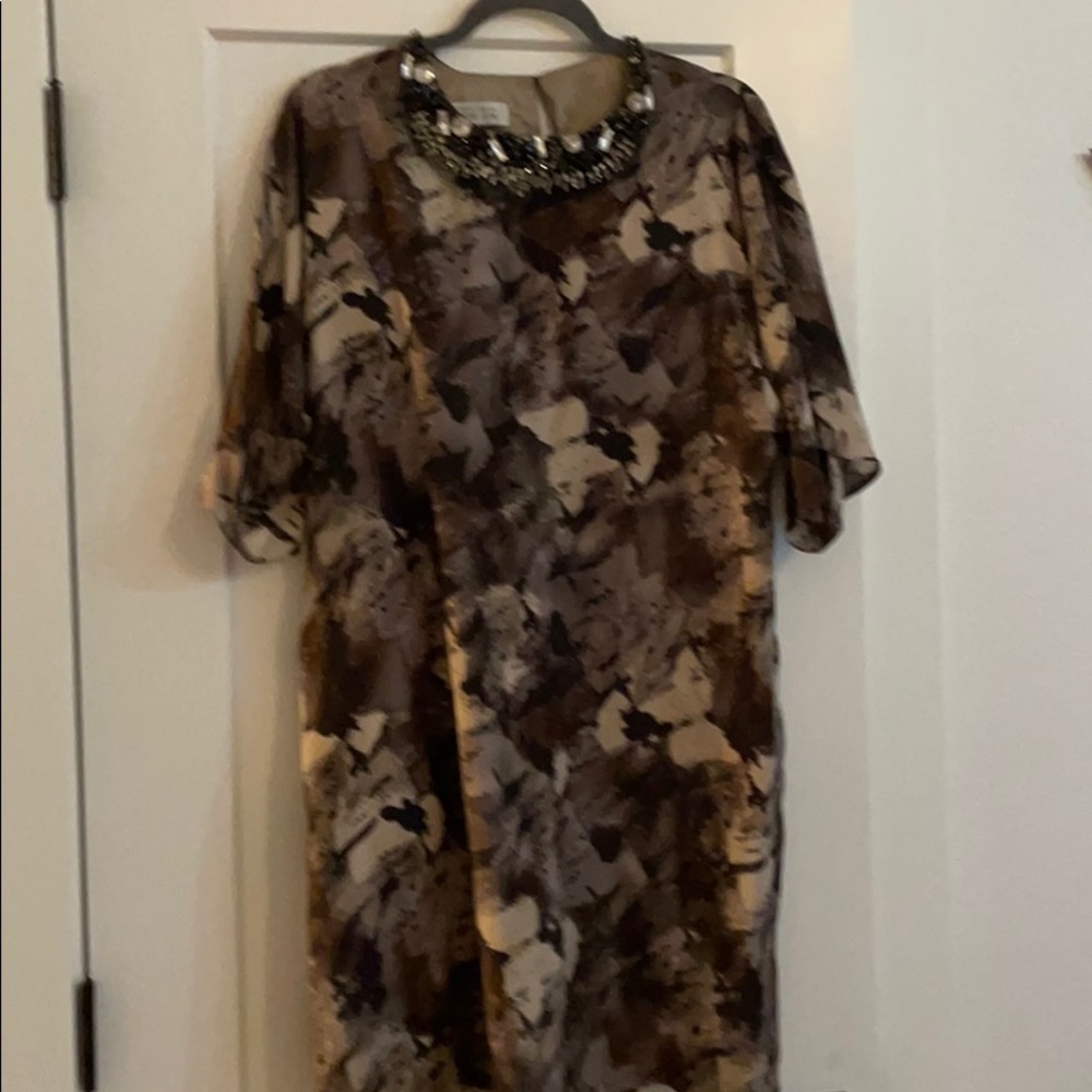 Cocktail dress by Teri Jon